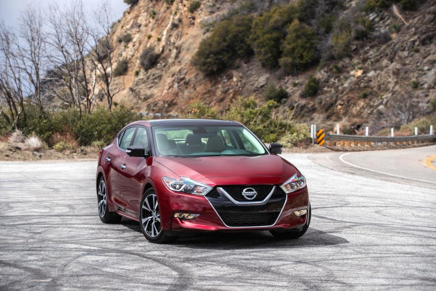  Nissan Maxima Platinum 2015 года  (NA) (фото 20 из 40)